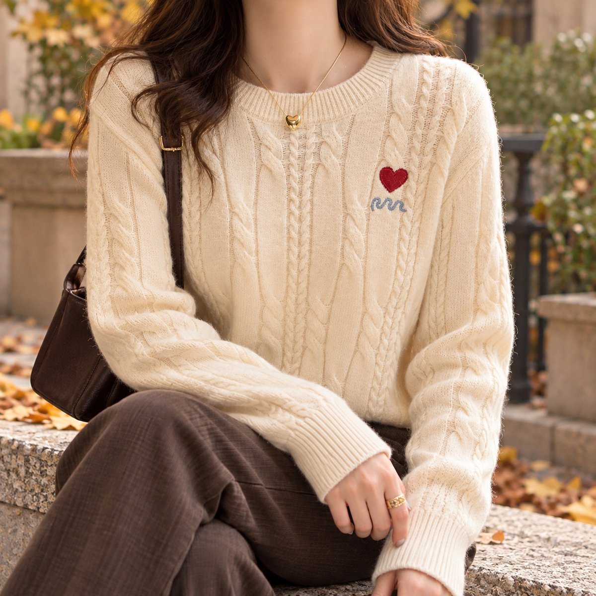 Ines Heart Cable Sweater - Apricot