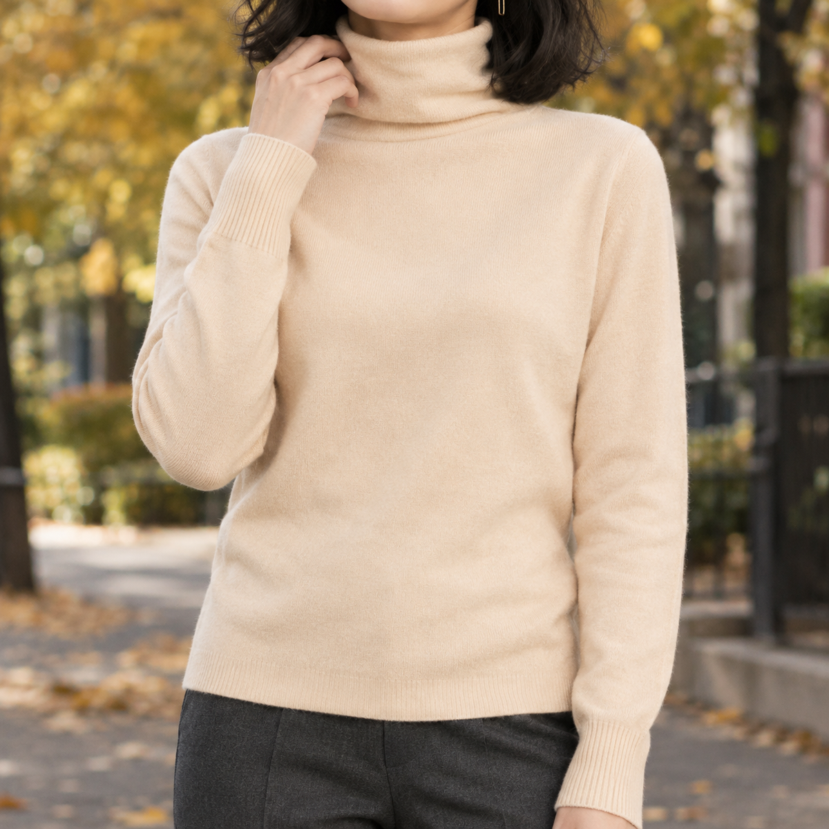 Emery Turtleneck Sweater - Apricot