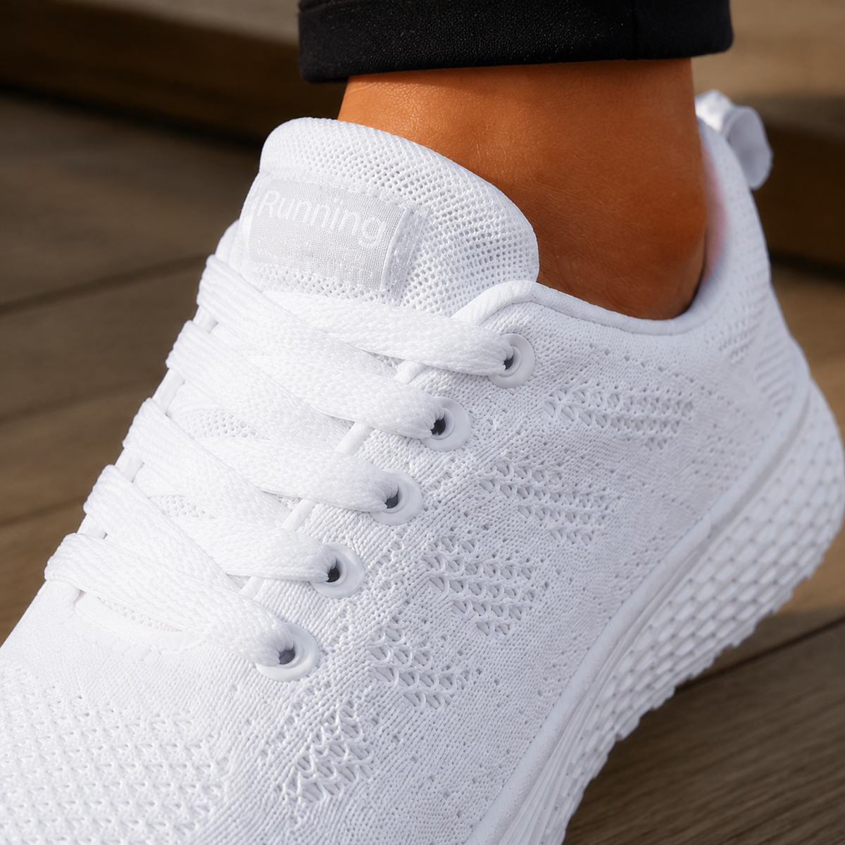 Varese Orthopedic Sneakers - Lead Product Detail