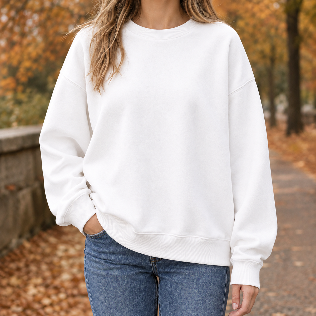 Philippa Relaxed Sweatshirt - White